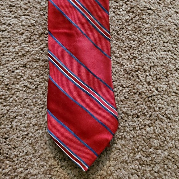 Tommy Hilfiger Necktie Tie Red diagonal stripes blue - Picture 1 of 5